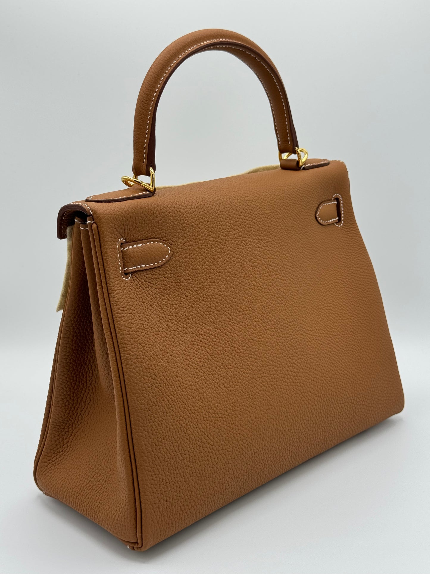 Hermes Kelly 28 Gold Togo