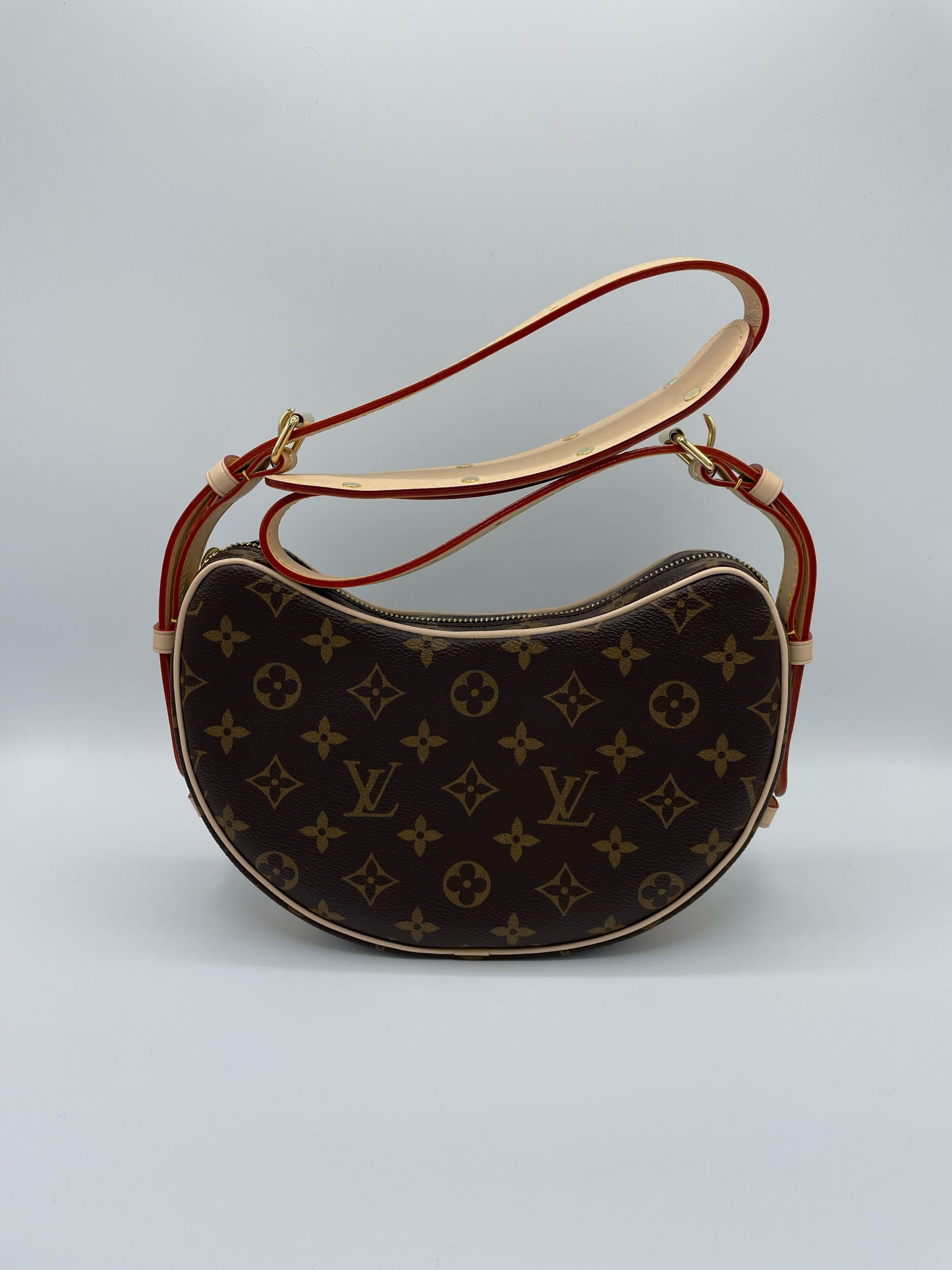 Louis Vuitton Croissant MM