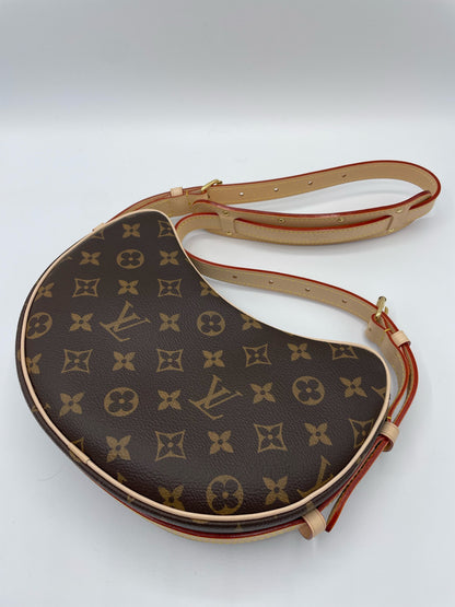 Louis Vuitton Croissant MM